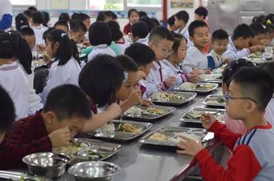 三水24所院校食堂食材配送实现定点供应，筑牢校园食品安全防线